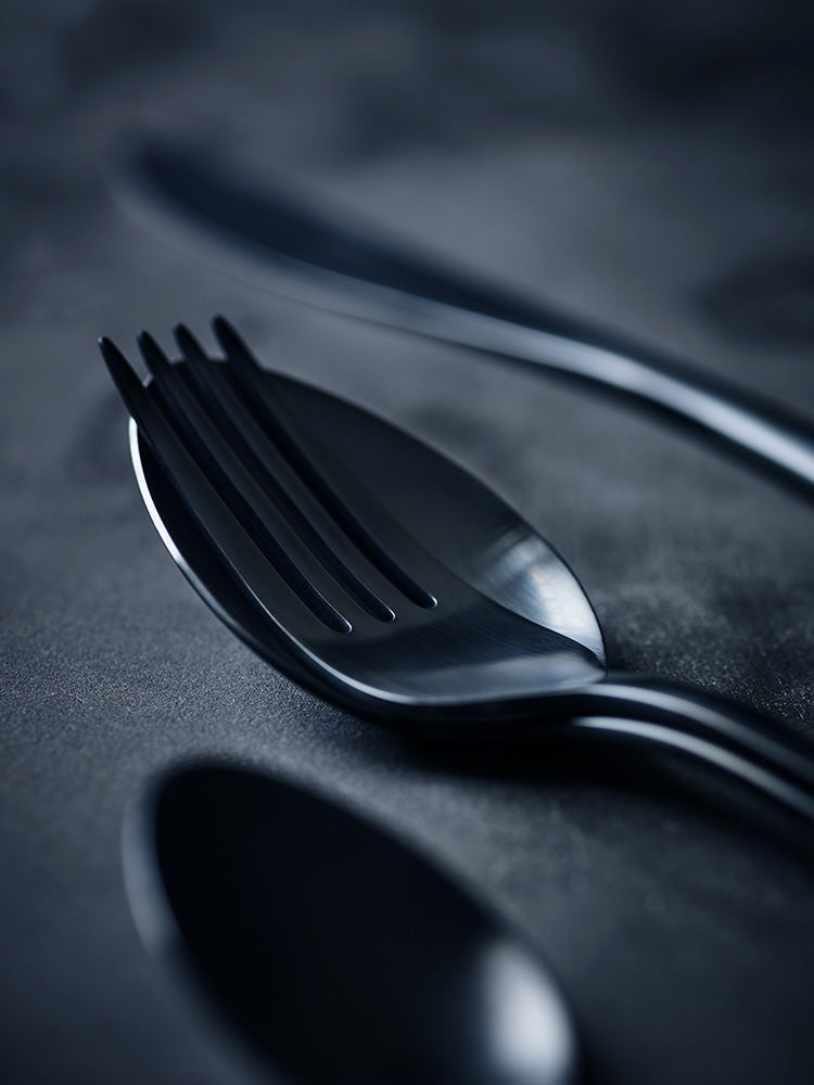 Table Noir -  Cutlery 108 - NOIR