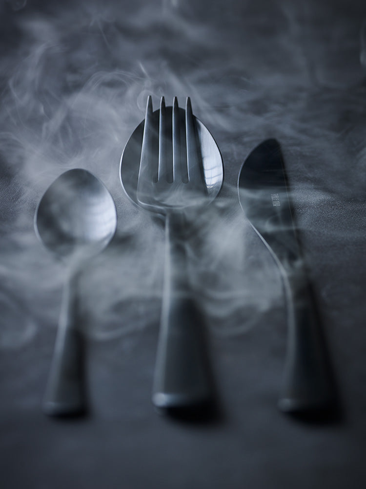 Table Noir -  Cutlery 108 - NOIR