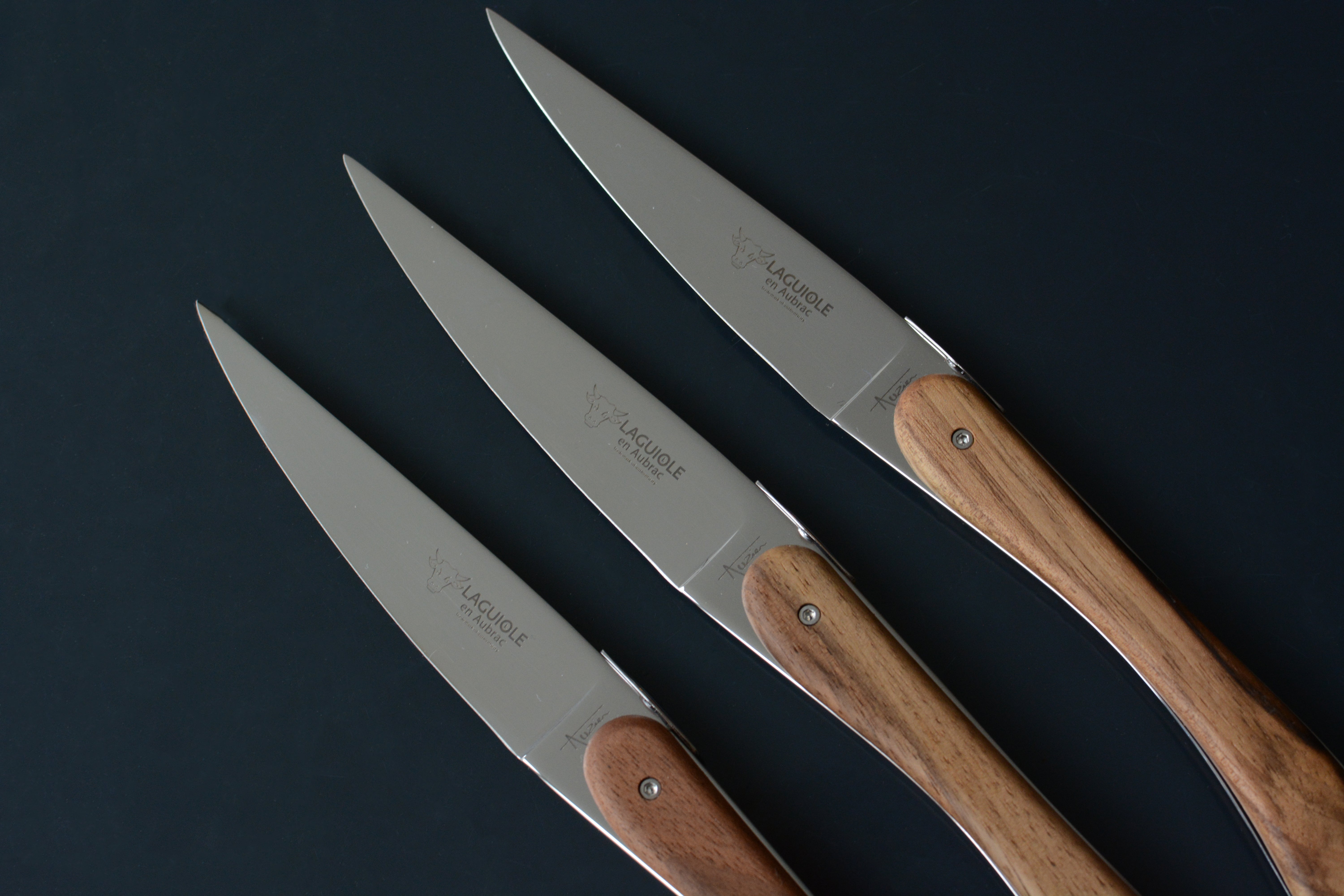 Laguiole En Aubrac steak knives with Walnut handles – Laguiole Le