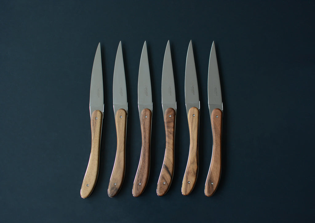 Laguiole En Aubrac steak knives with Walnut handles