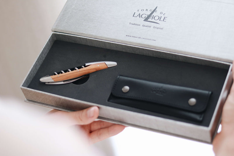 Forge De Laguiole Sommelier Proptrækker med Oliventræ og Satinfinish