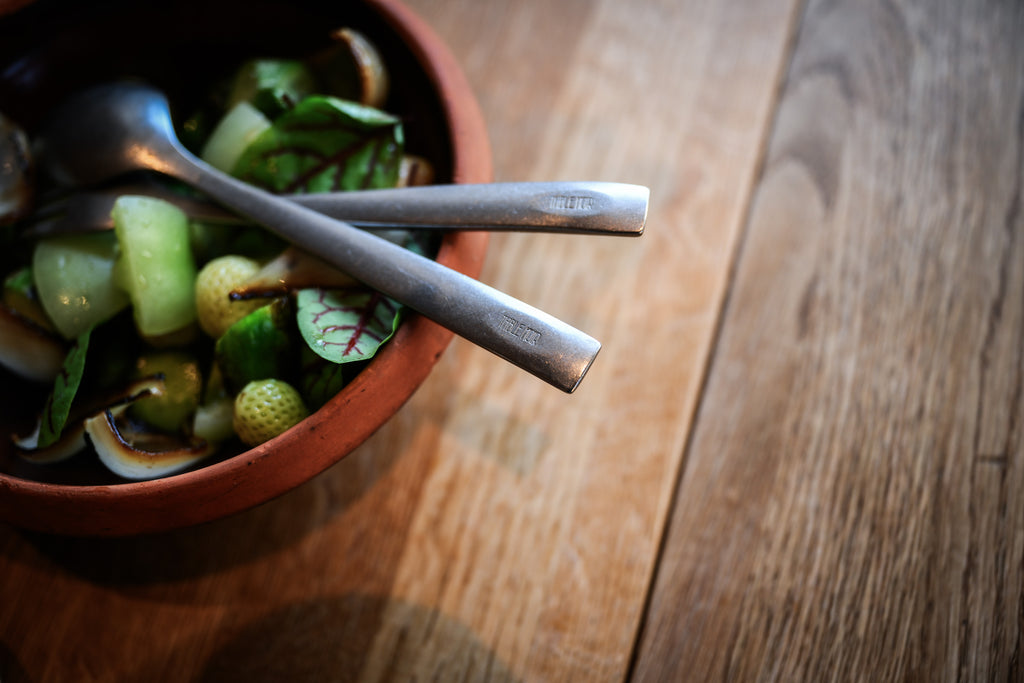 Table Noir - Barr Cutlery with Stonewashed Finish