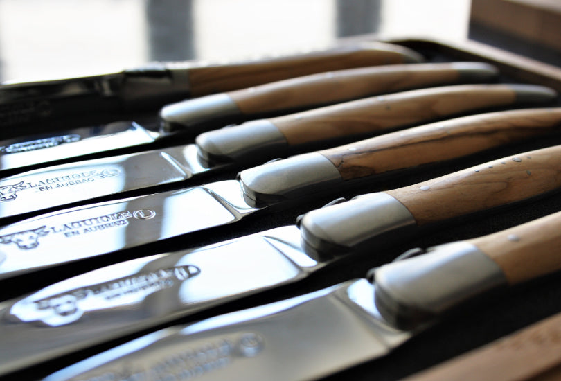 Laguiole En Aubrac Olive Wood Steak Knives