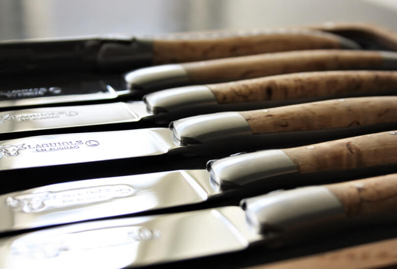 Laguiole En Aubrac steak knives in Birch wood