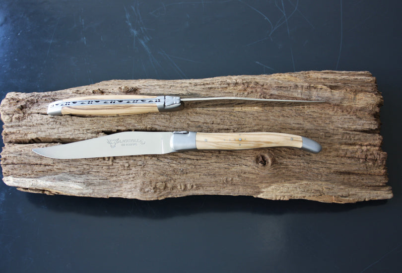 Laguiole En Aubrac Olive Wood Steak Knives