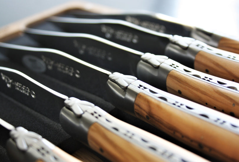 Laguiole En Aubrac Olive Wood Steak Knives