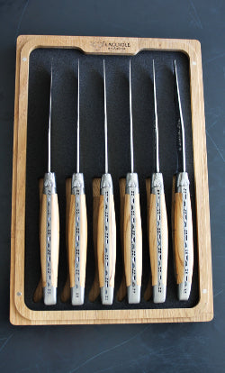 Laguiole En Aubrac Olive Wood Steak Knives